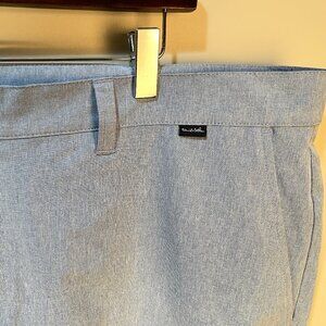 Travis Mathew Men's light blue flat front Golf Shorts 42 10" inseam EUC